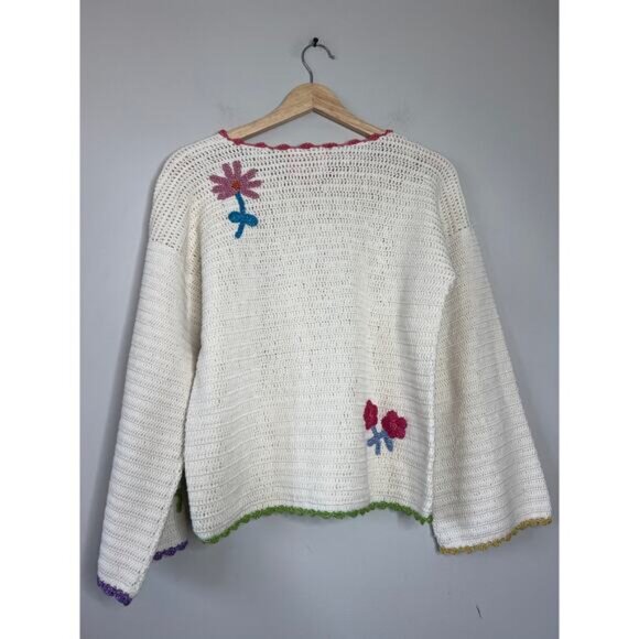 NWT Rose Carmine Sweater Bloom Scalloped Crochet Embroidered Top Cream Size: M - Picture 7 of 8